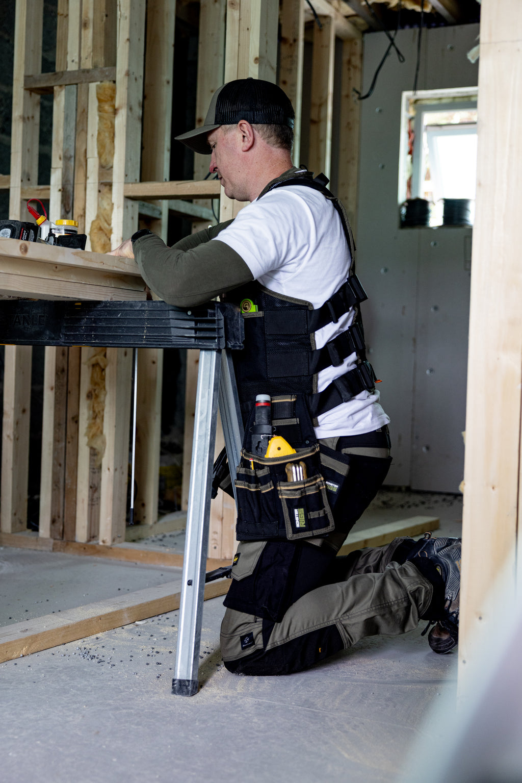 Monster Rigs Carpenter and Joiner Tool Vest