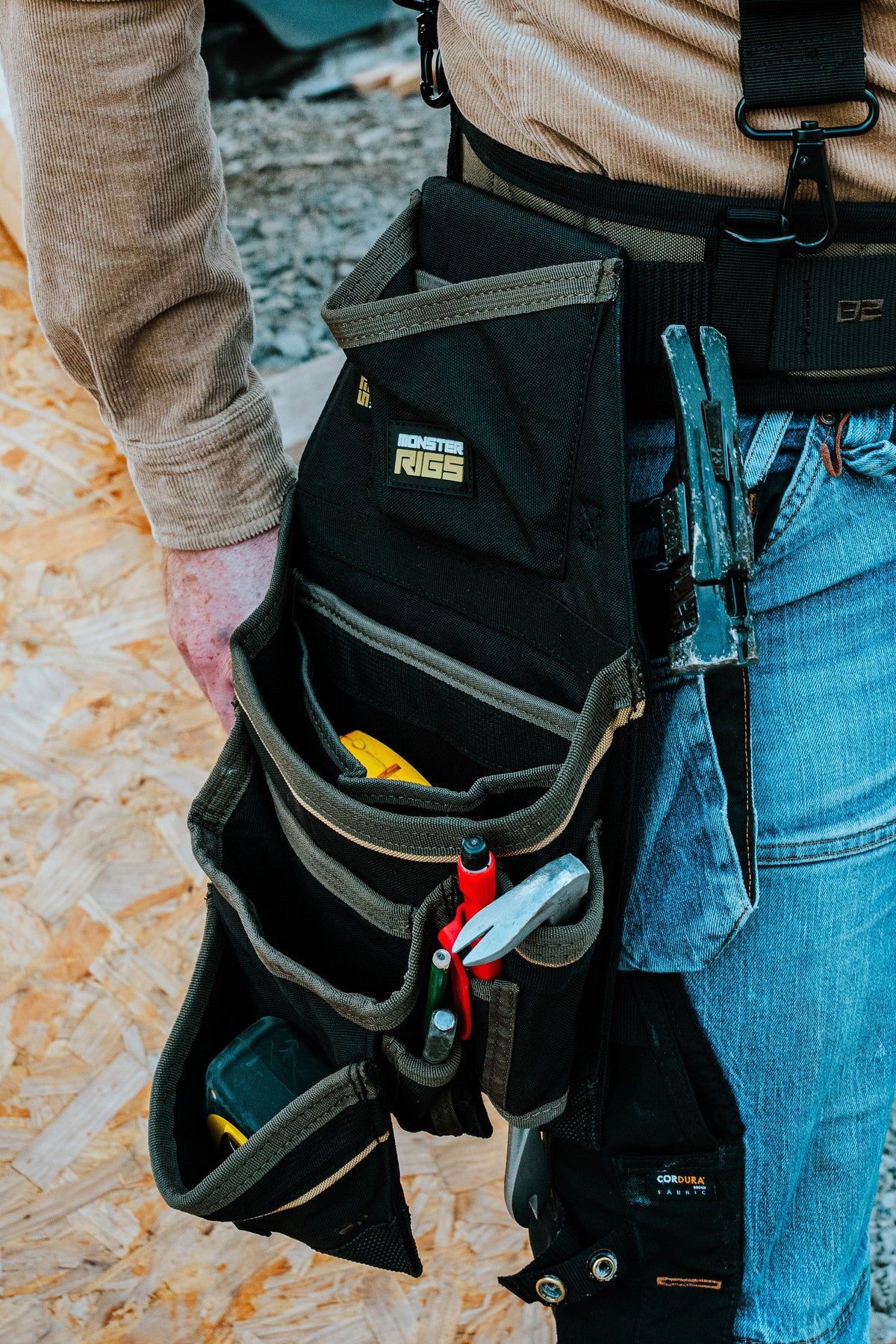 Monster Rigs Framing Pouch 2.1 (right hand) and 2.2 (Left hand)