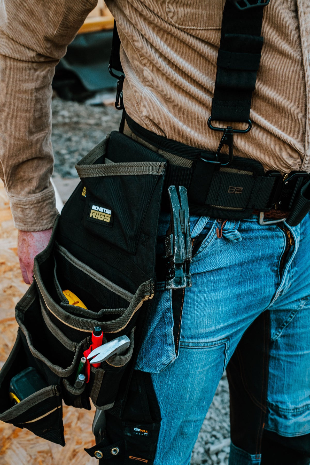 Monster Rigs Framing Pouch 2.1 (right hand) and 2.2 (Left hand)