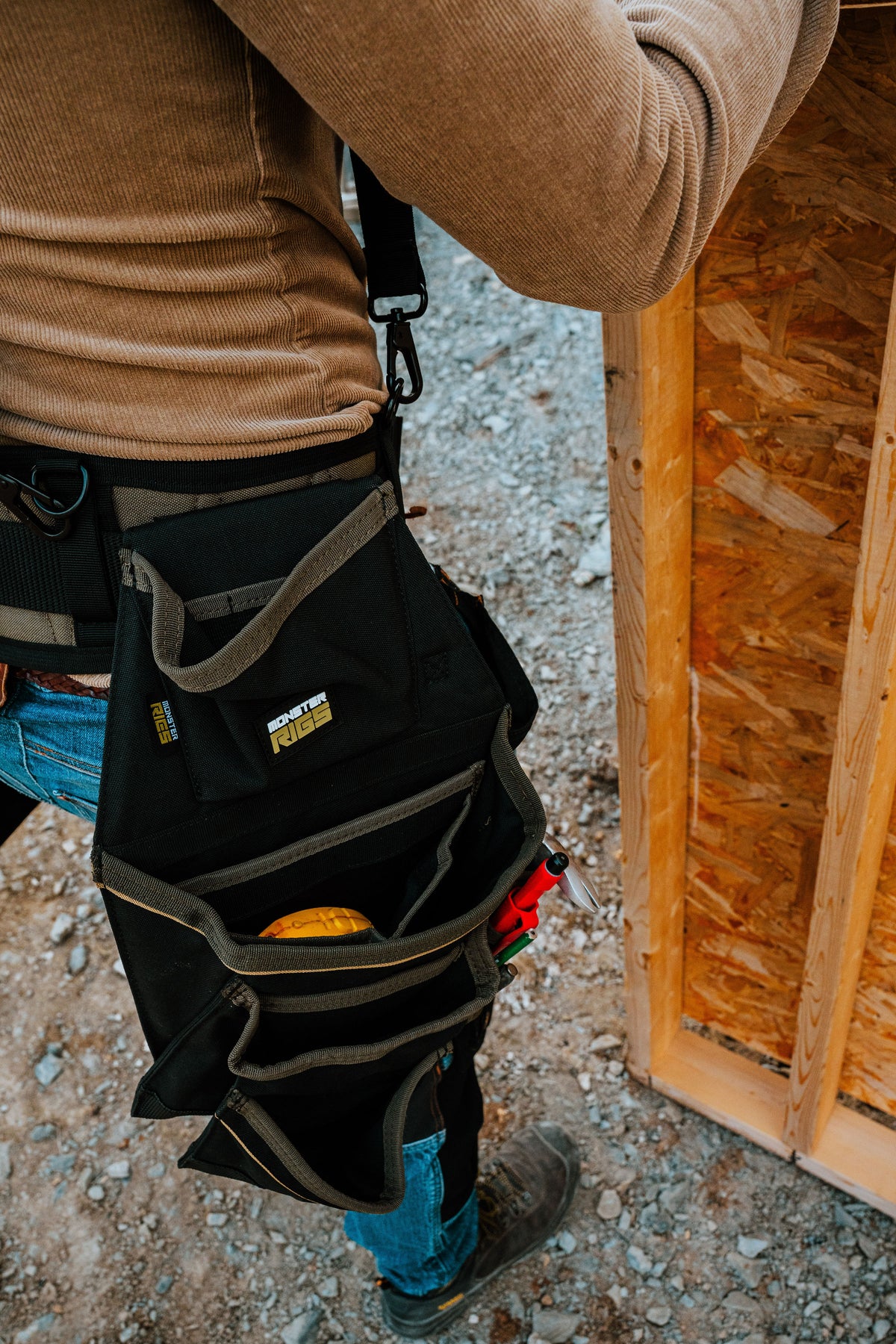 Monster Rigs Framing Pouch 2.1 (right hand) and 2.2 (Left hand)